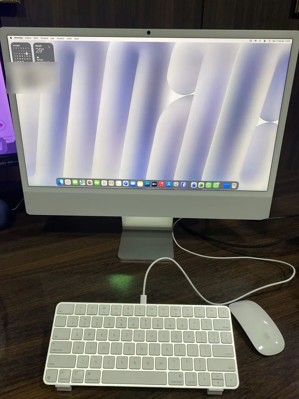 iMac 24