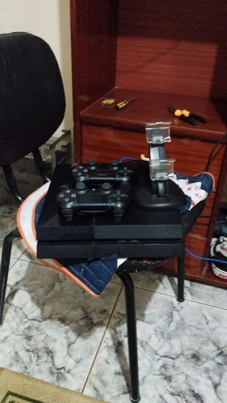 PS4 usado porém em bom estado  - Foto 2