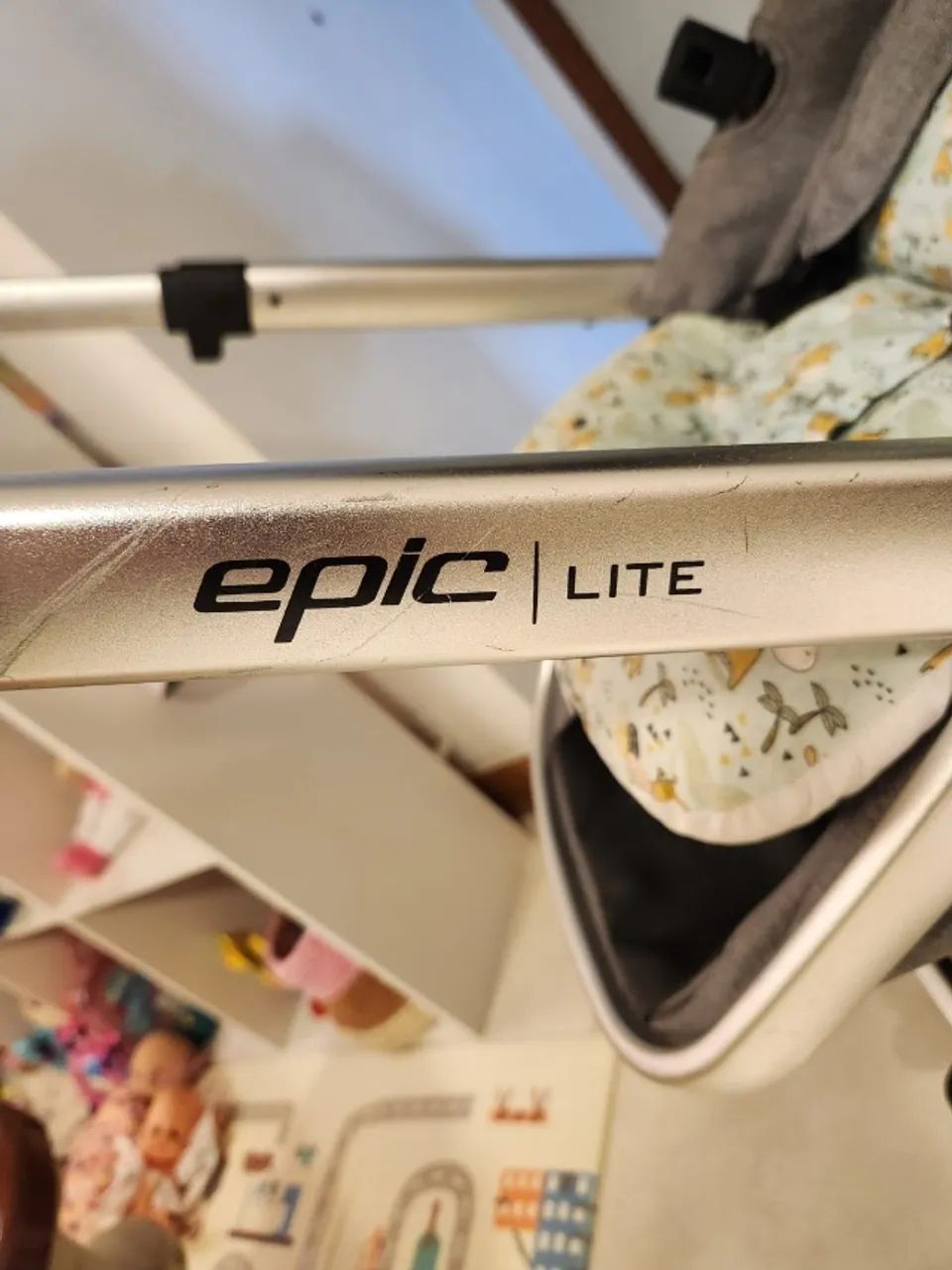 Carrinho Epic Lite - Marca Infanti (Carrinho, Moises e bebe conforto) - Foto 2