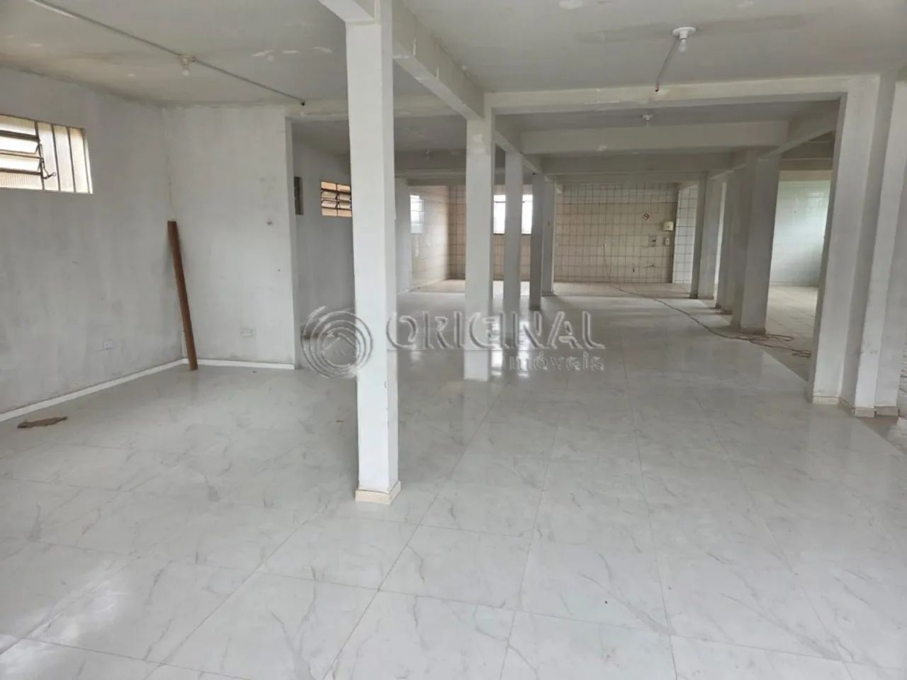 LOJA COMERCIAL COM RESIDÊNCIA INDEPENDENTE  EXCELENTE OPORTUNIDADE EM CAMPO LARGO - Foto 3