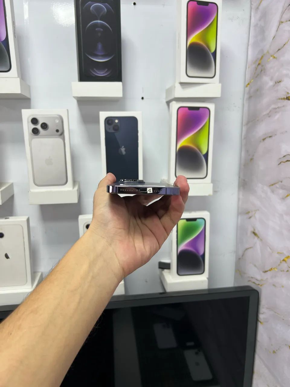 iPhone 14 PRO MAX - 128Gb (roxo) - Foto 2