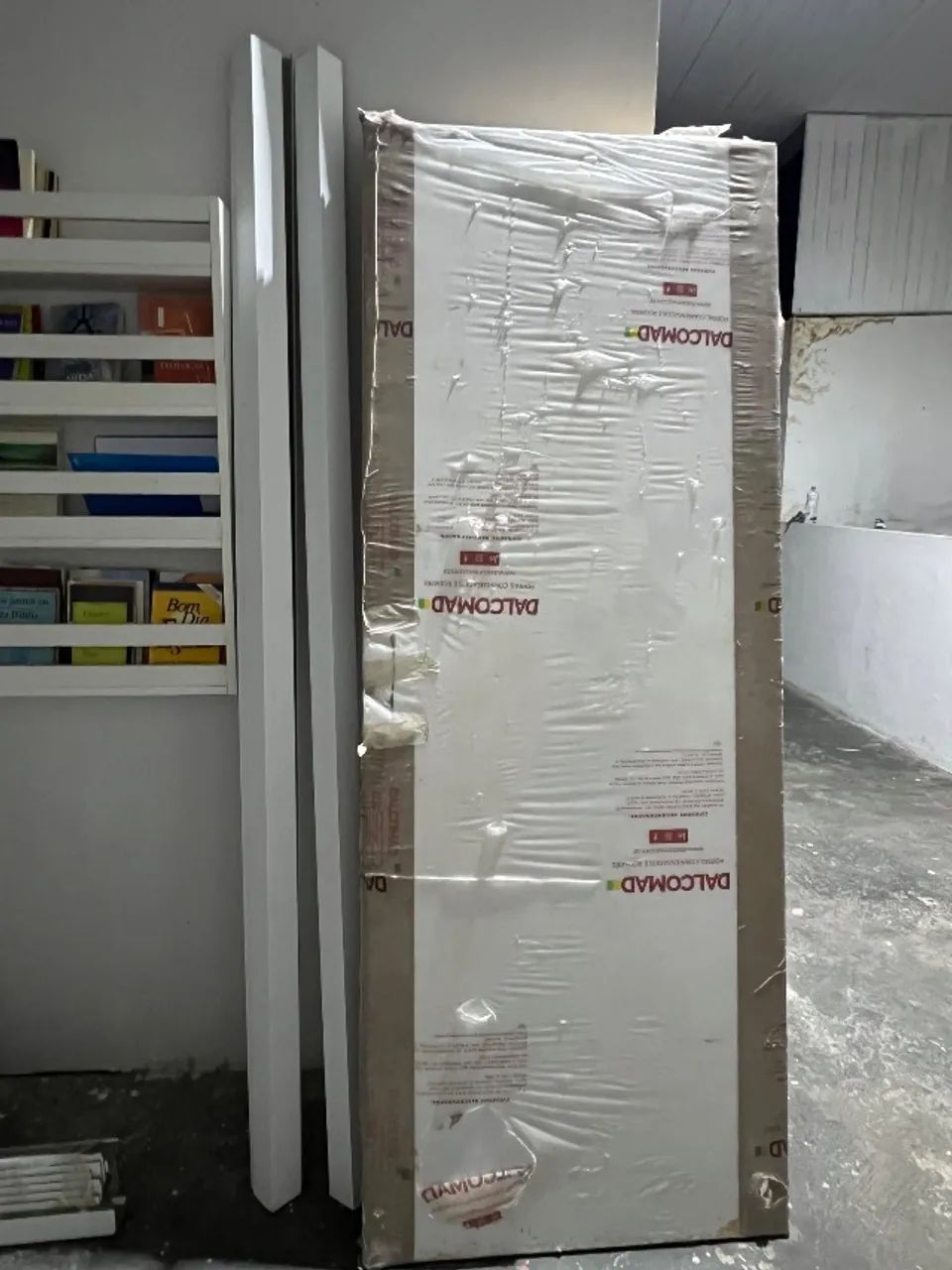 Porta Dalcomad Laqueada