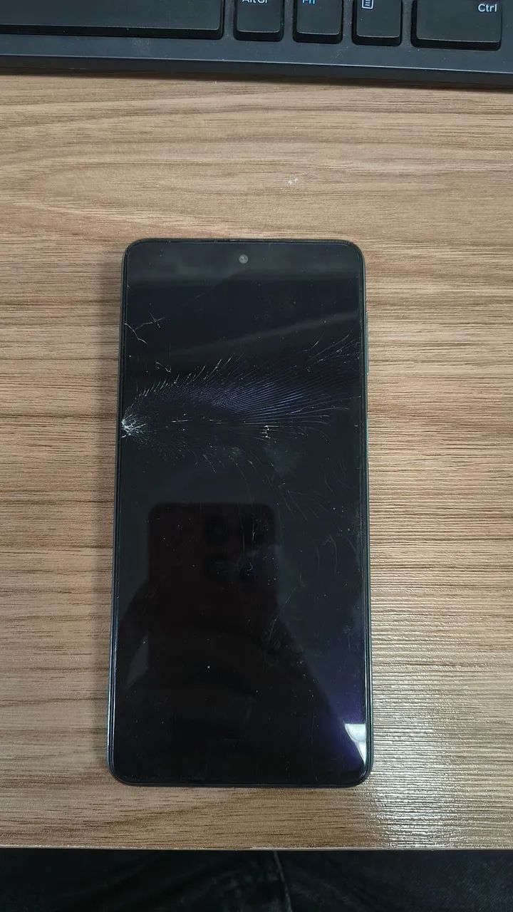 Samsung Galaxy M53 - Tela trincada