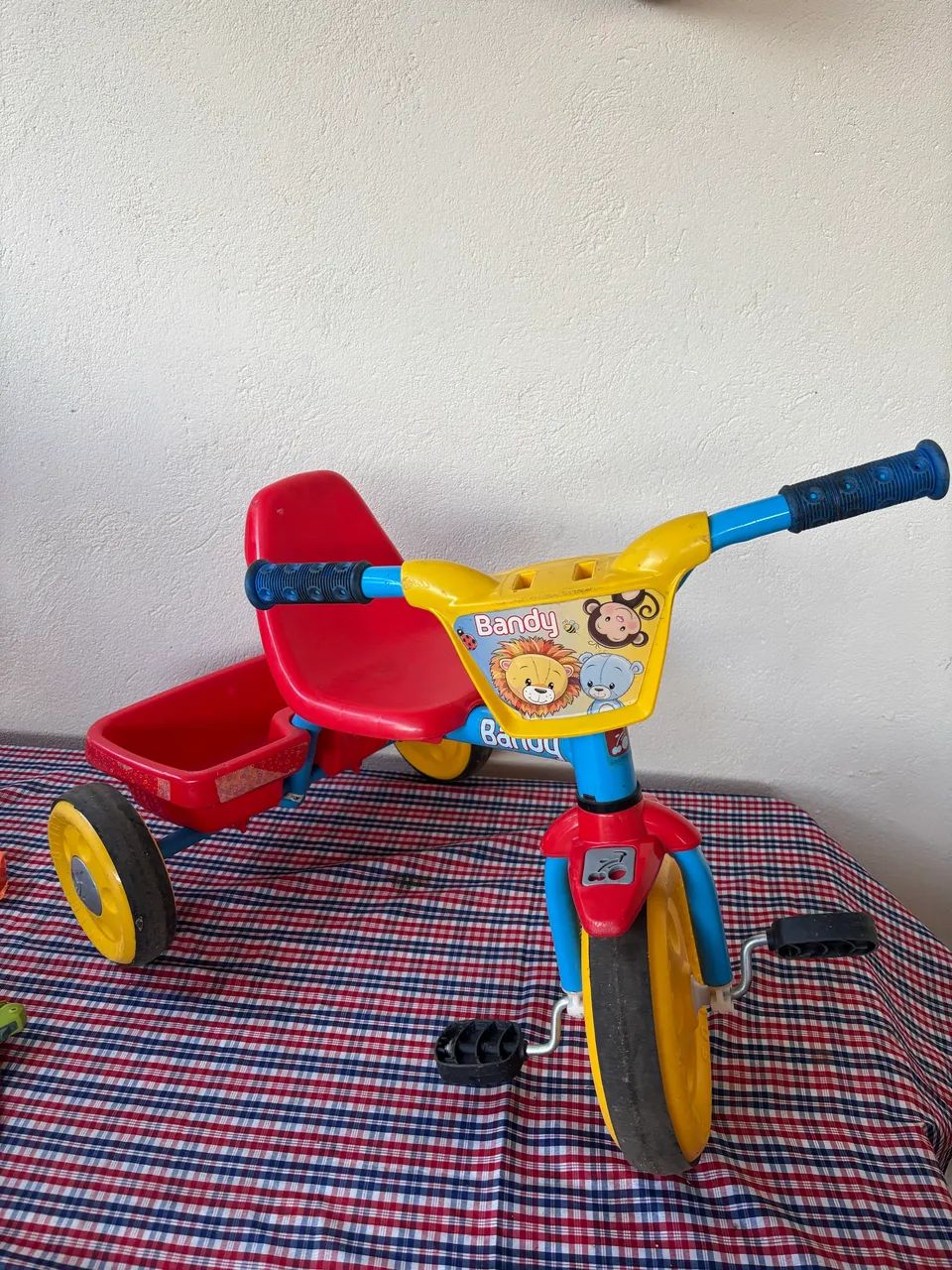 Vendo triciclo infantil 