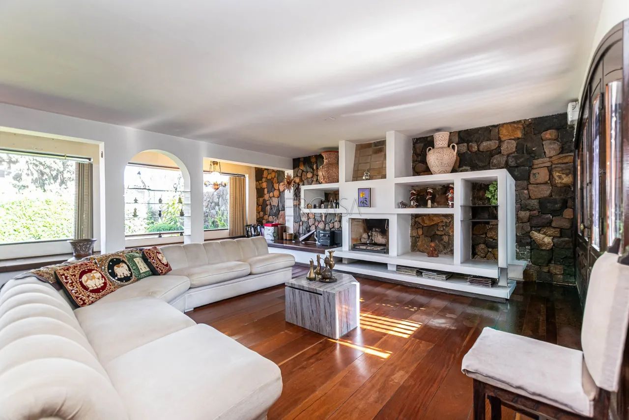 CASA COMERCIAL TÉRREA  COM ACESSIBILIDADE TOTAL.LOCALIZAÇÃO ESTRATÉGICA E VISIBILIDADE. - Foto 5