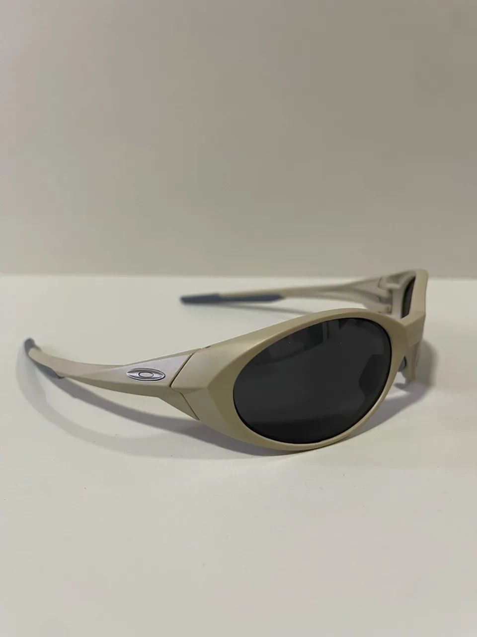 EYE JACKET 