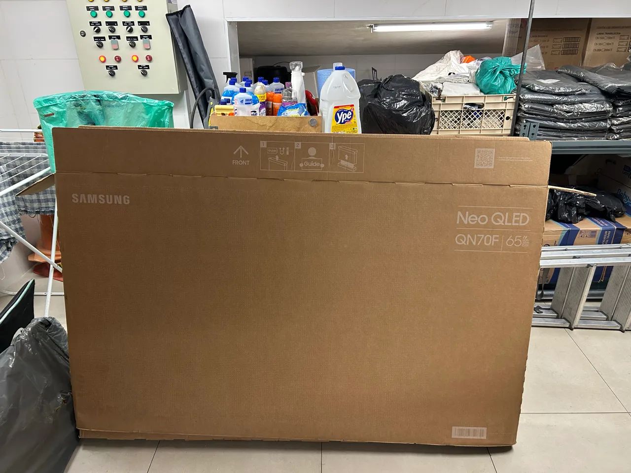 Caixa para TV 65 polegadas 