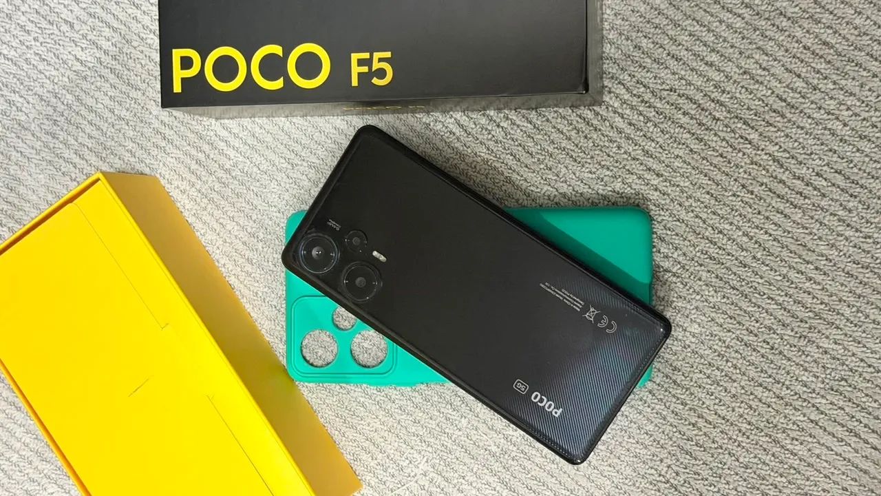 Poco F5 5G 256gb preto completo impecável - Celulares e