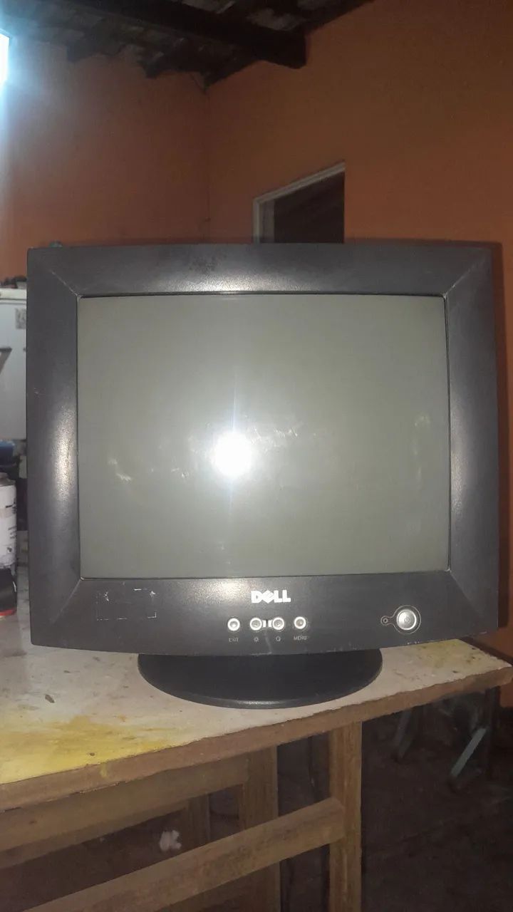 MONITOR DELL 17 POLEGADAS CRT