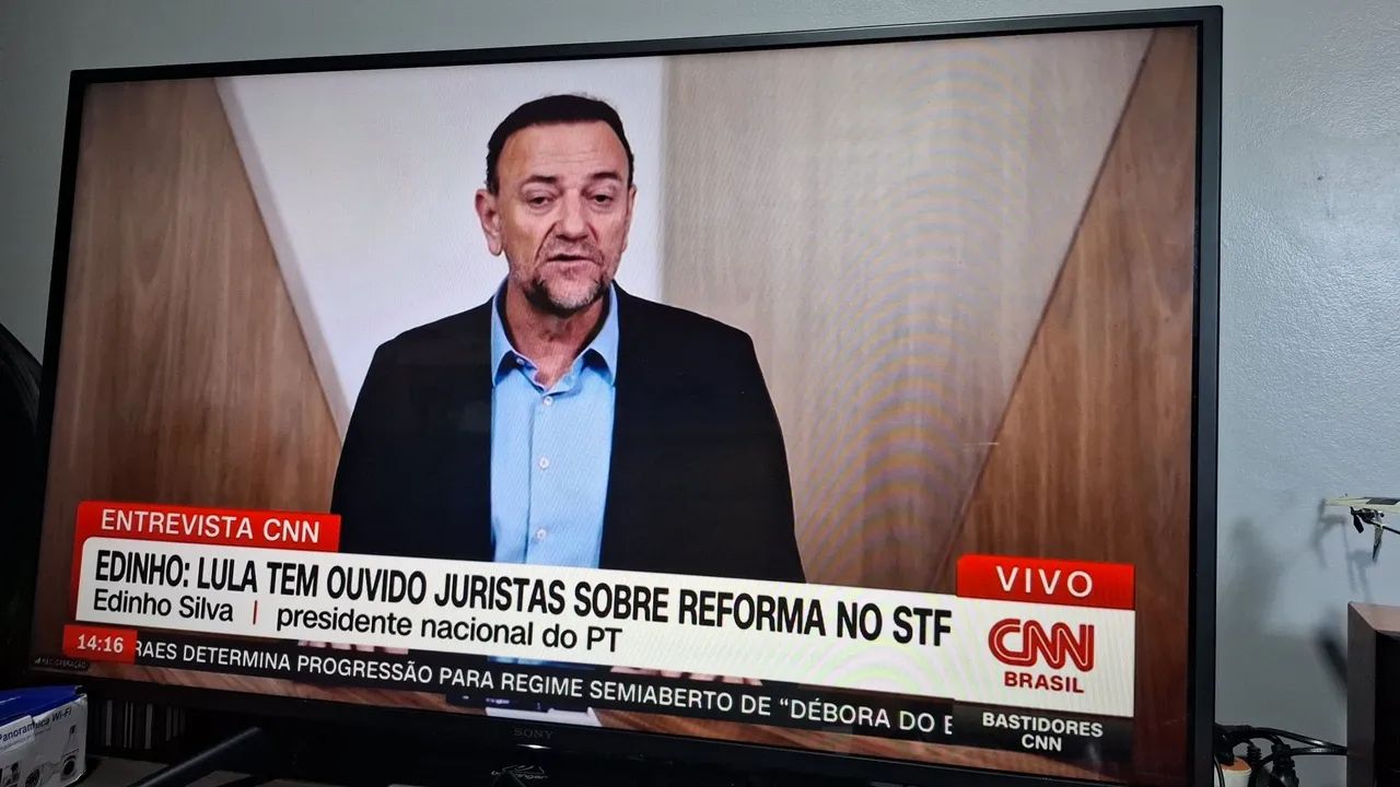 TV 43" Sony Smart TV - Foto 2