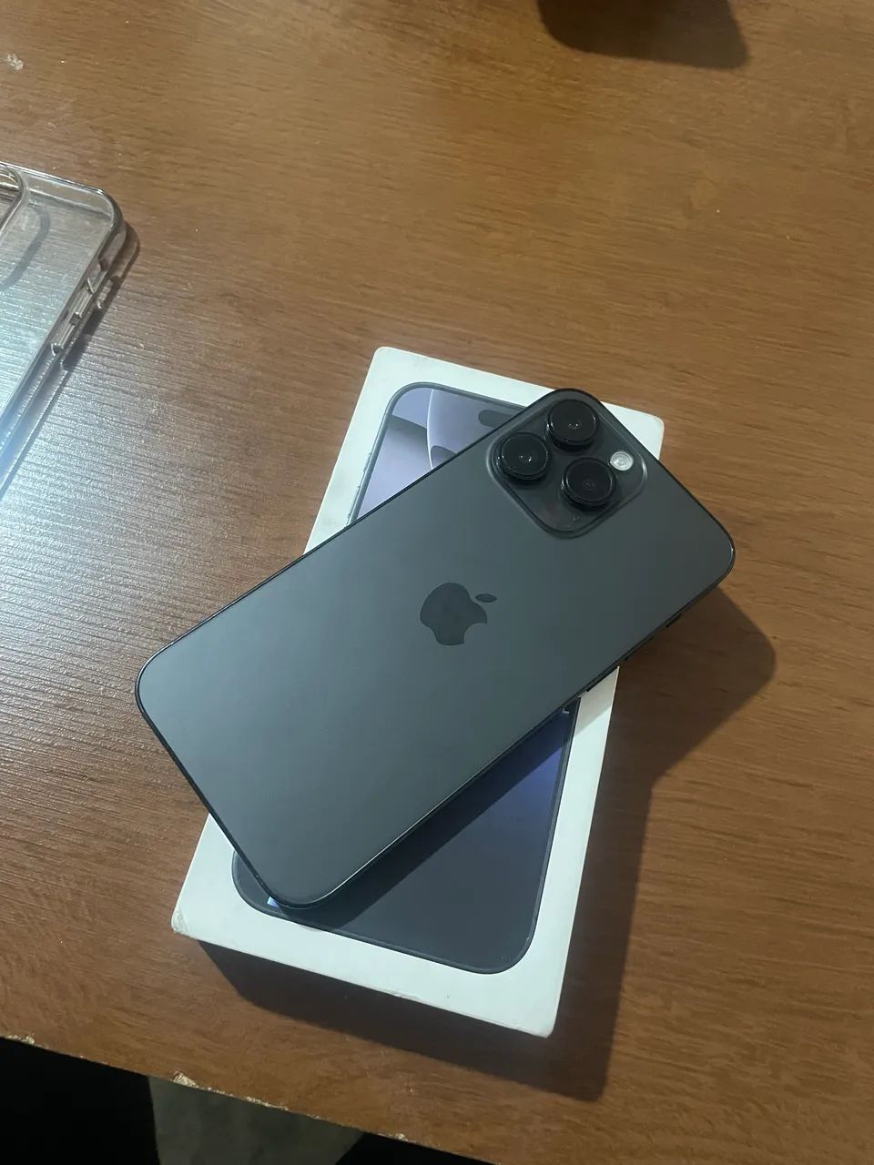 iPhone 16 Pro Max - Foto 3
