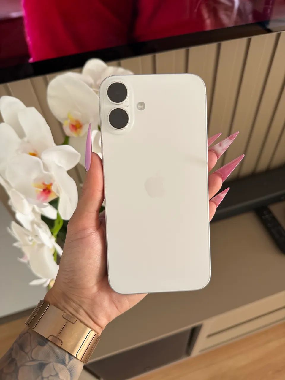 iPhone 16 Plus 128gb Branco IMPECÁVEL  - Foto 3