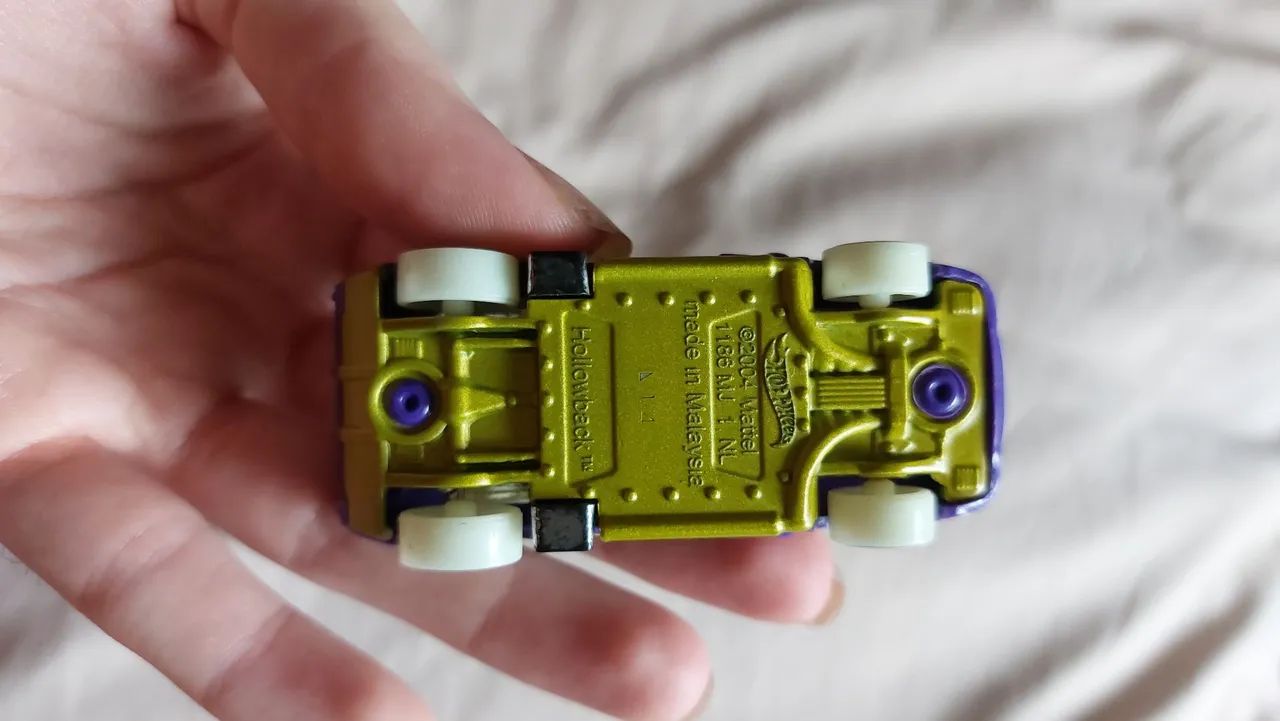 Carrinho Hot Weels T-Hunter Hollowback - Hobbies e coleções