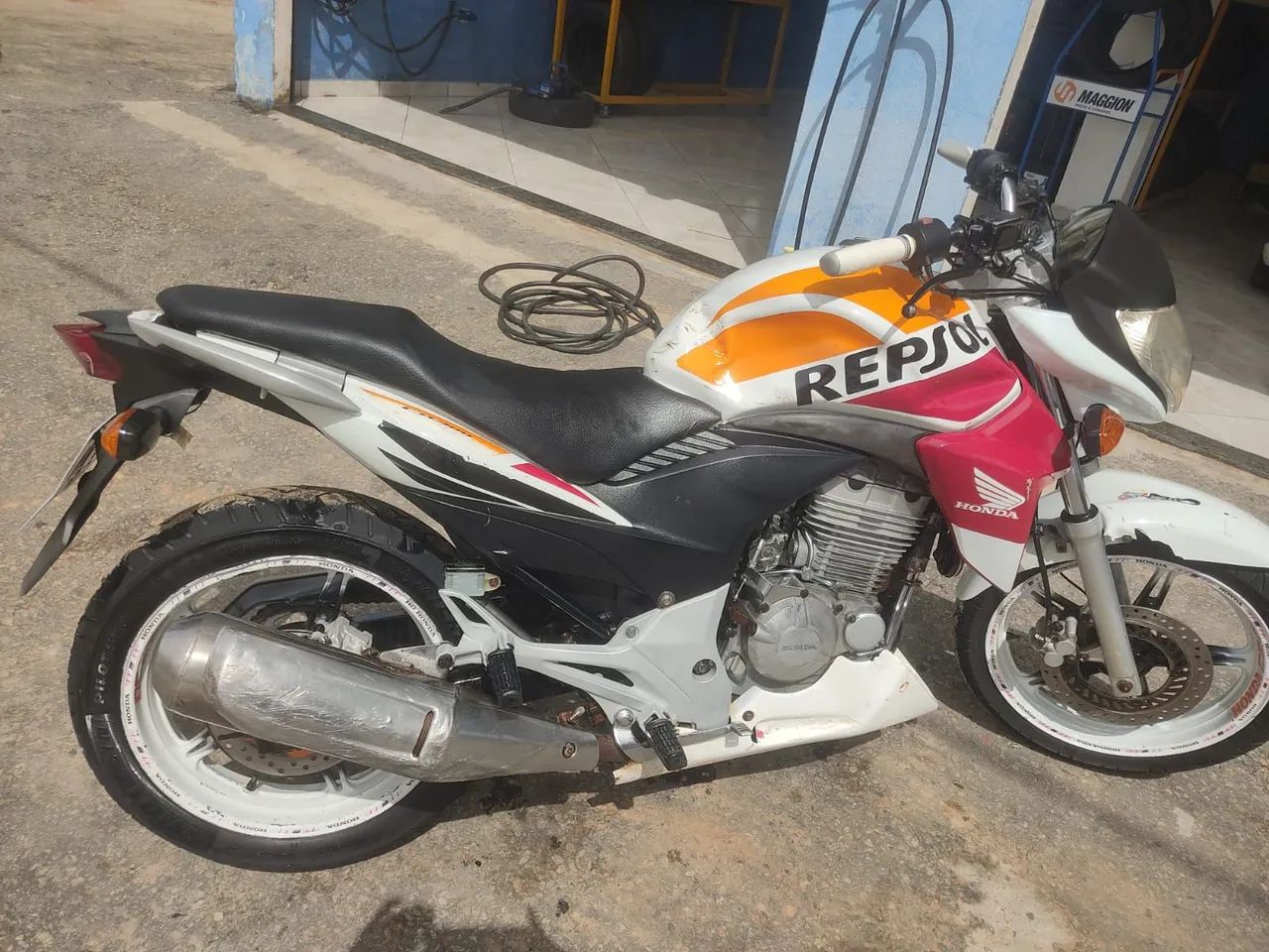 Vende-Se CB 300 2014 - Foto 4