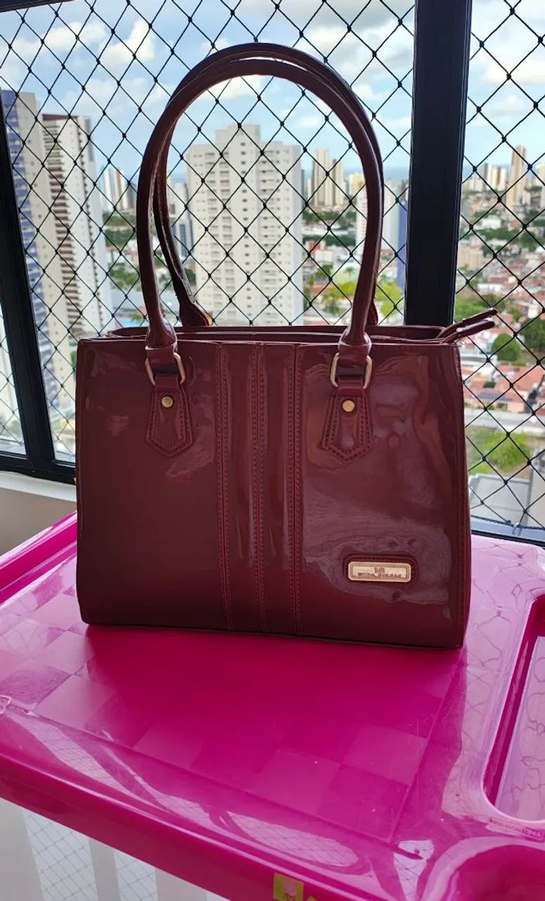 Bolsa envernizada 