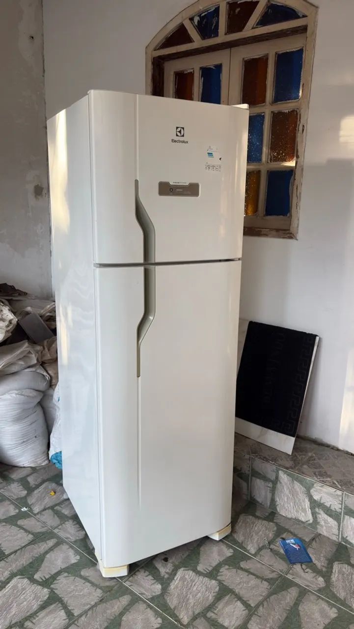 Geladeira eletrolux dfn41