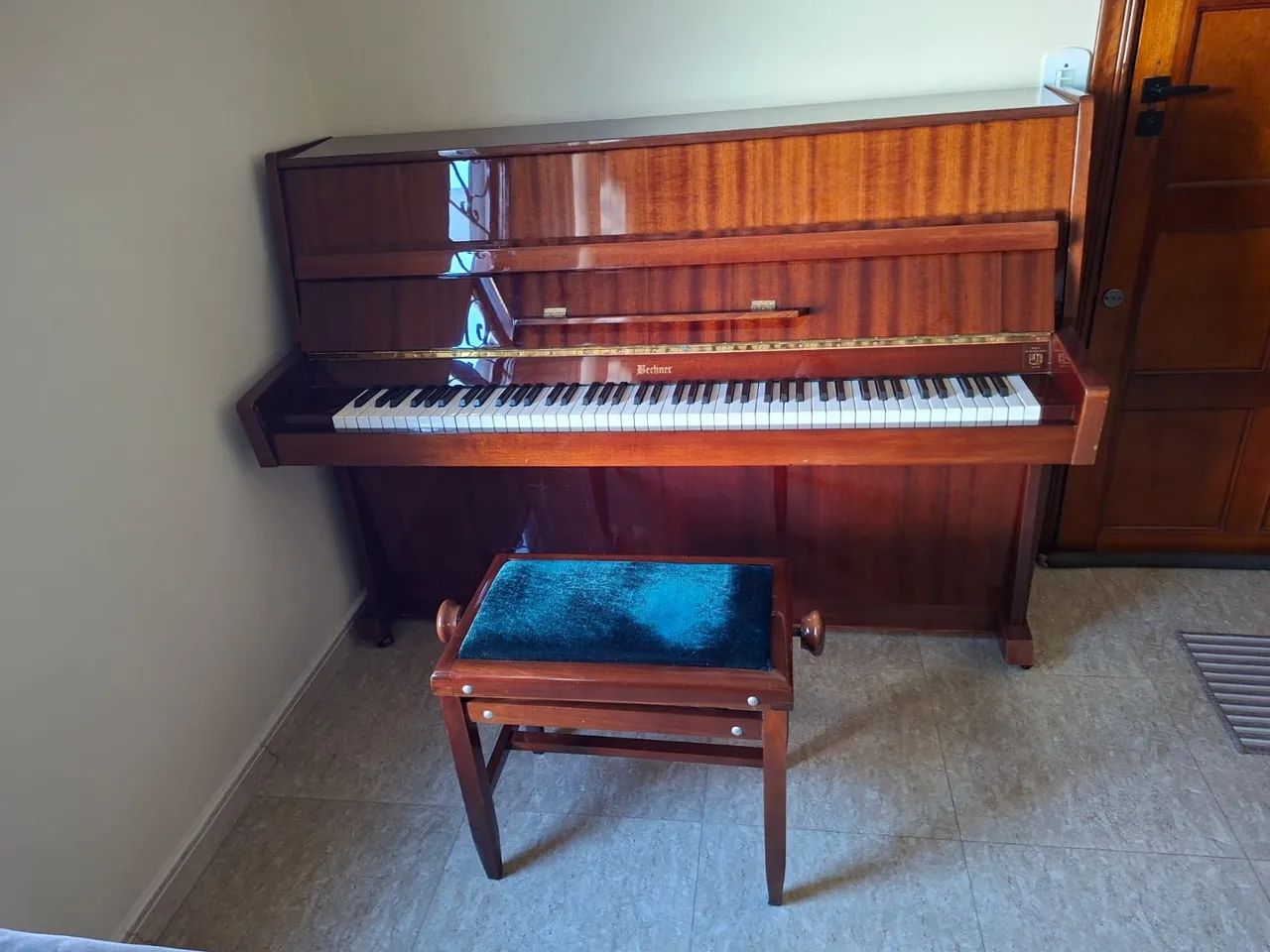 Piano Acústico Bechner - Foto 4
