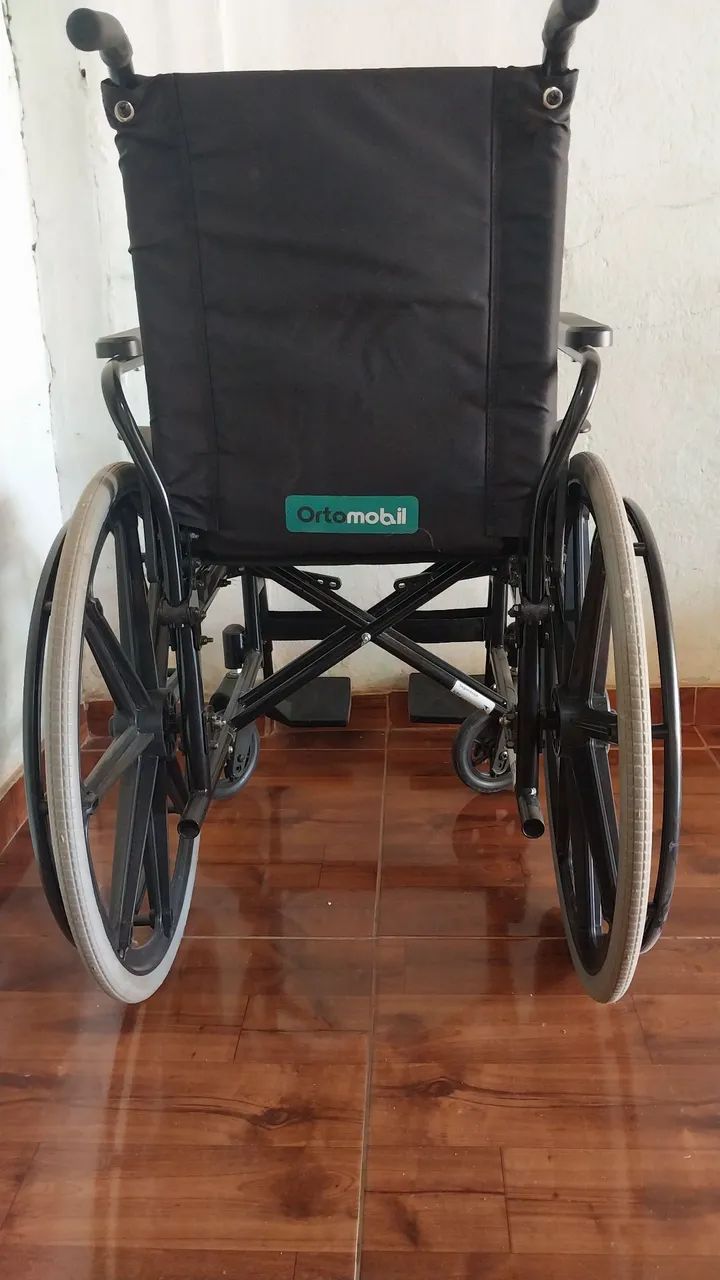 Cadeira de Rodas - Foto 3