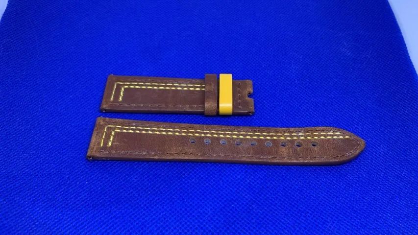 Pulseira para Relogio em Couro Marrom 22mm - Foto 4