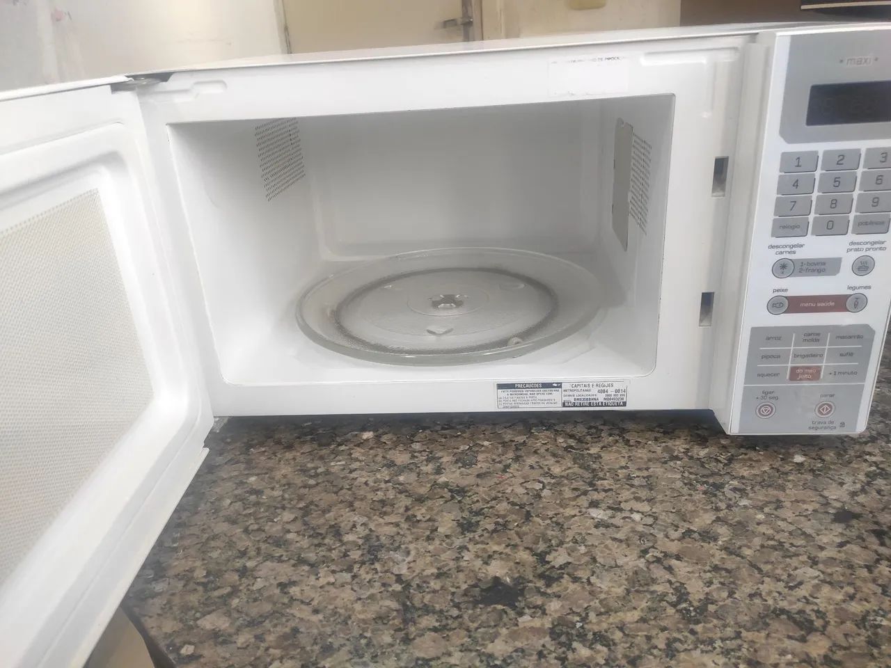 Microondas Brastemp 31 litros, com garantia de 3 meses! - Foto 4