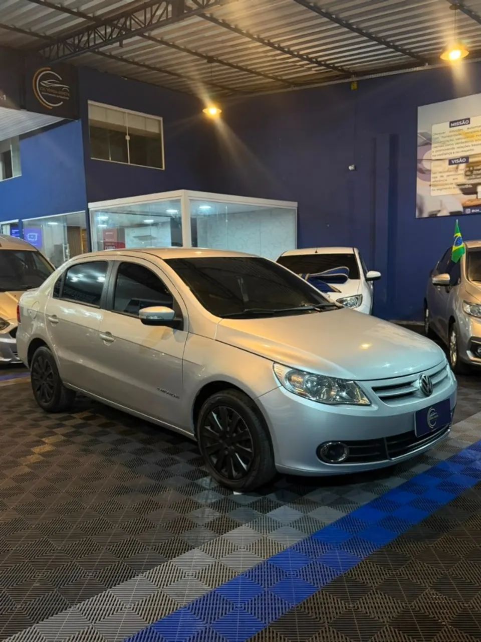 Volkswagen Voyage 2012