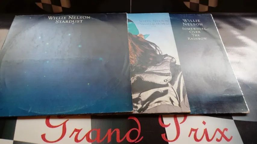 Oferta - 03 Lps - Willie Nelson - Always on my mind / Stardust / somewhere over the rainbo