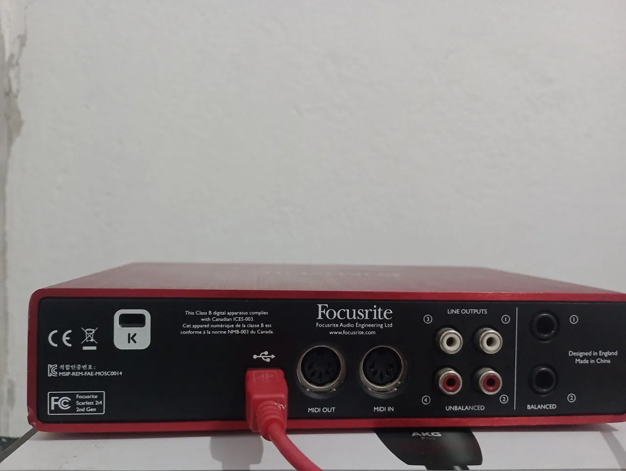 Interface de Áudio Focusrite Scarlett 2i4 (2D generation) - Foto 4