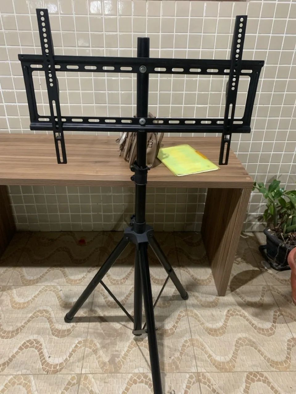 Tripé TV 32 a 55 polegadas