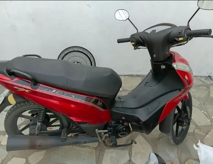 Moto 50 cilindrada  - Foto 2