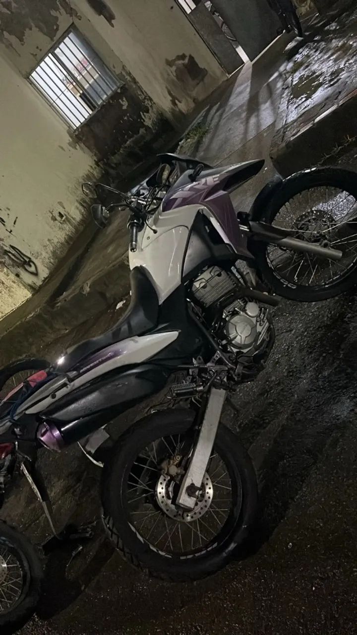 XRE 300 - Foto 2
