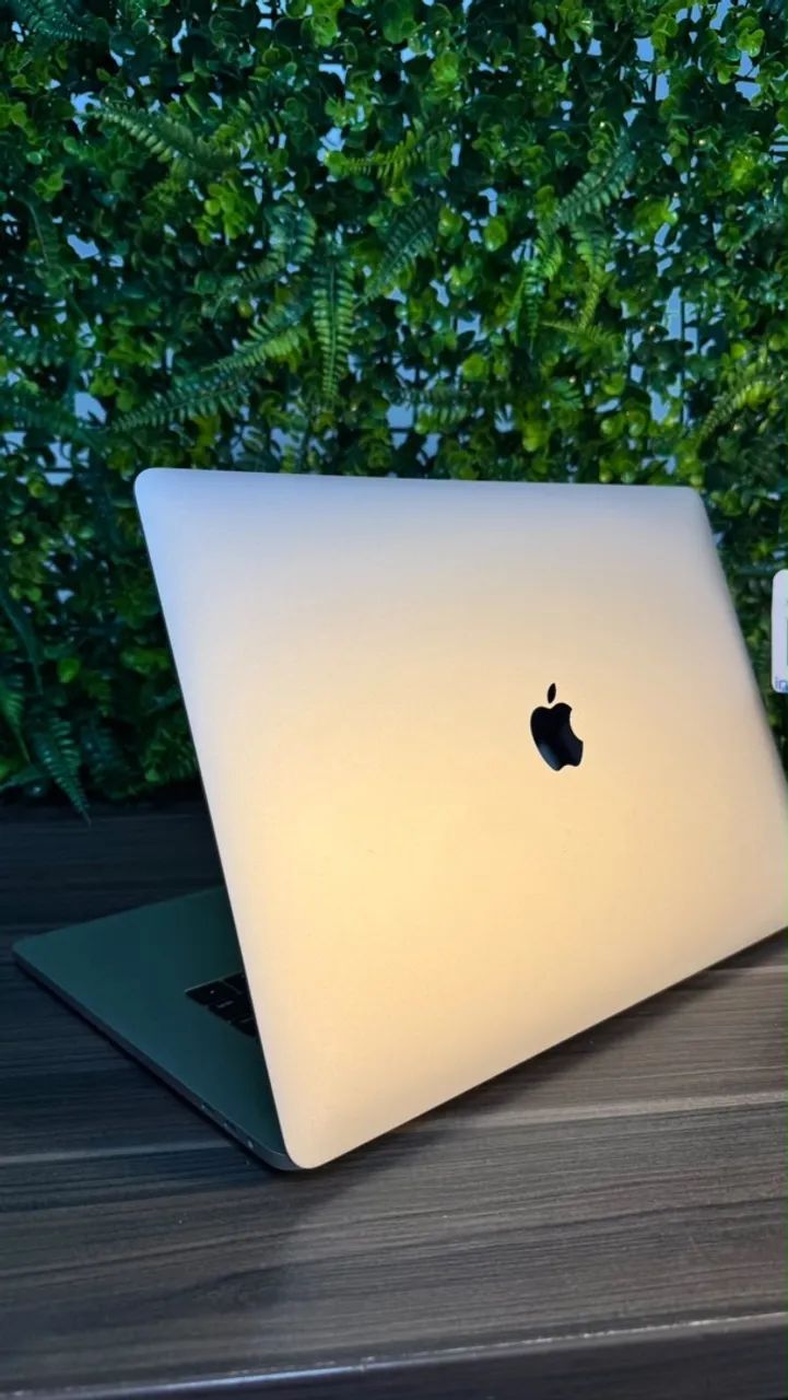 MacBook Pro 2019 - Foto 2