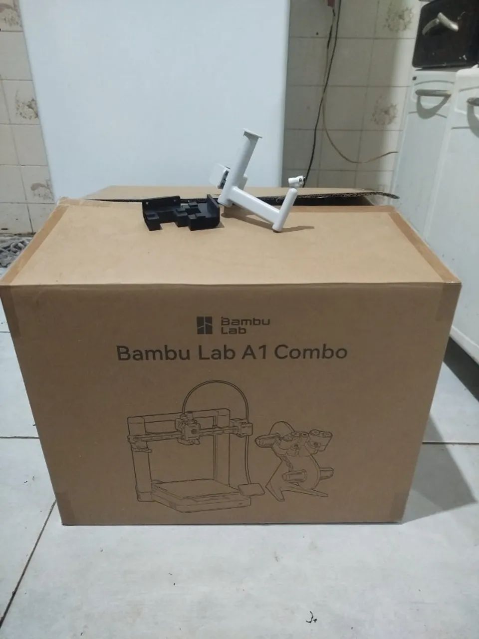Bambu Lab A1 Combo + AMS Lite + 20 Filamentos - Foto 3