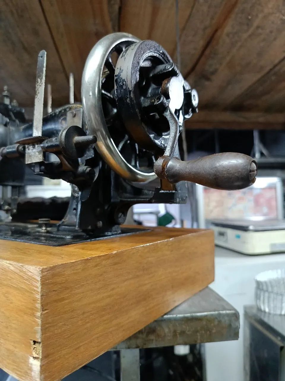 Máquina de costura antiga Original Cruzeiro relíquia  - Foto 5