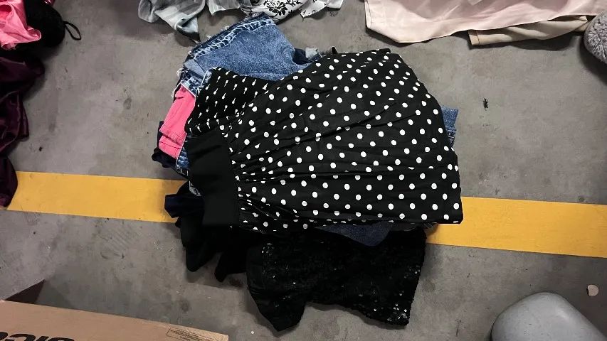 Lote de roupa  - Foto 3