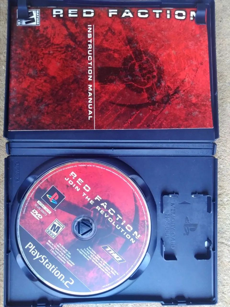 3 Jogos PS2 - Matrix, Red Faction e Winning Eleven 6 original com