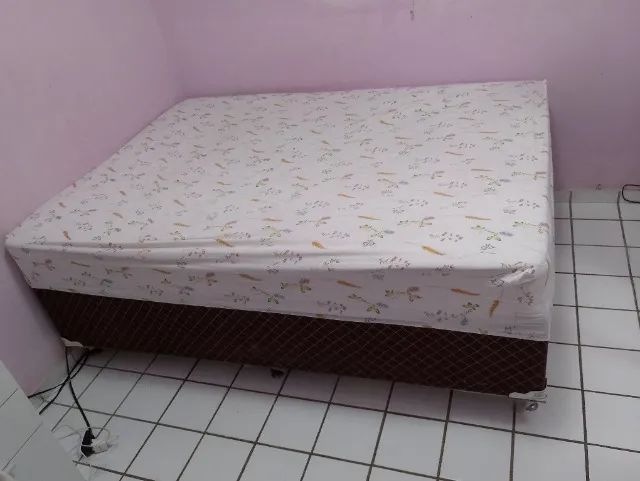 Cama box conjugada solteirão.