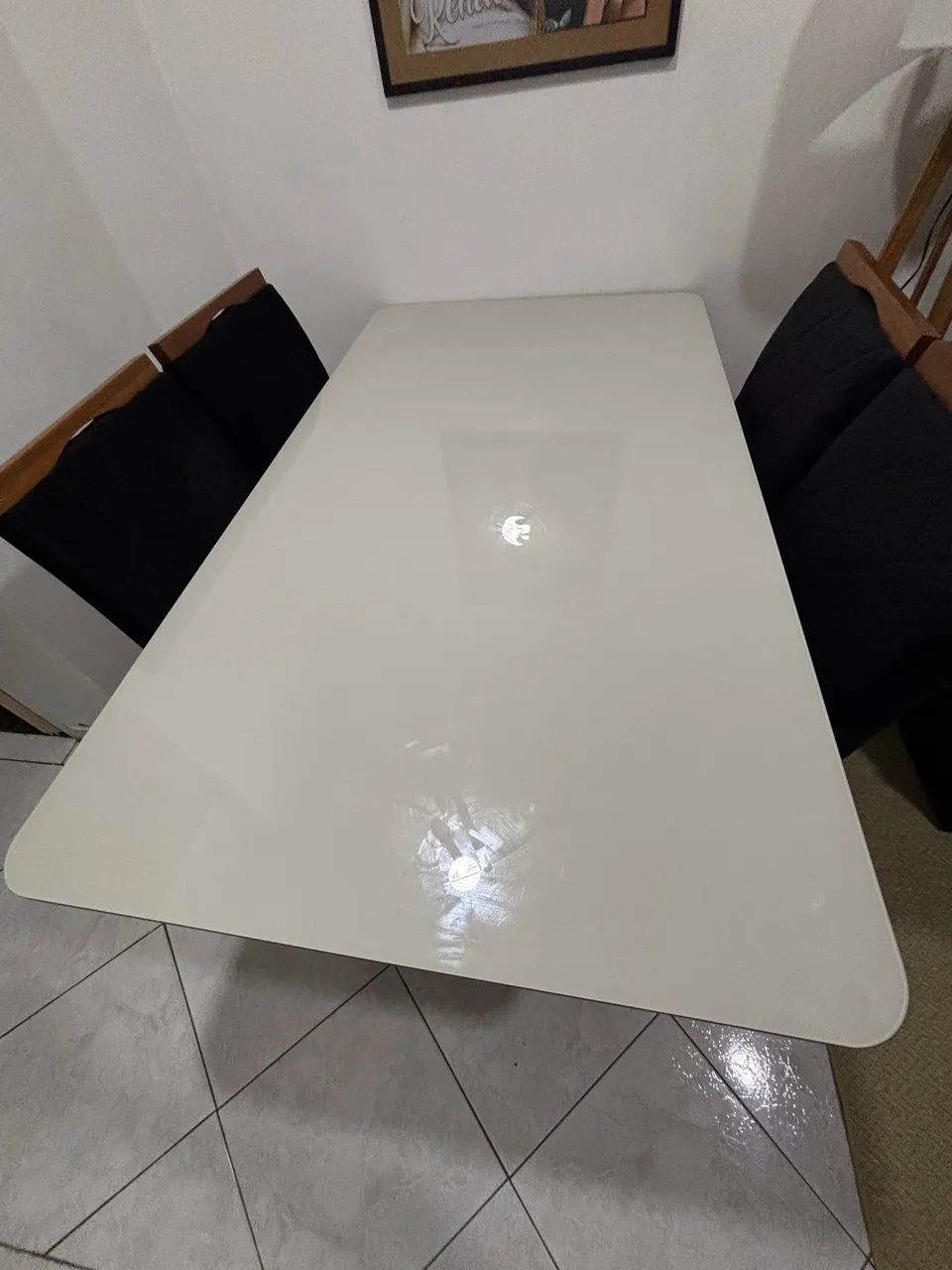 Mesa com tampo de vidro e 4 cadeiras - Foto 3