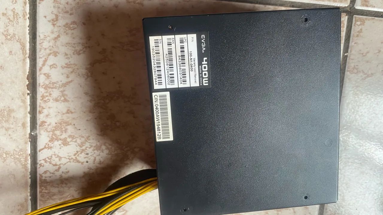 Fonte EVGA 400W - com defeito / retirada de peças - Foto 2