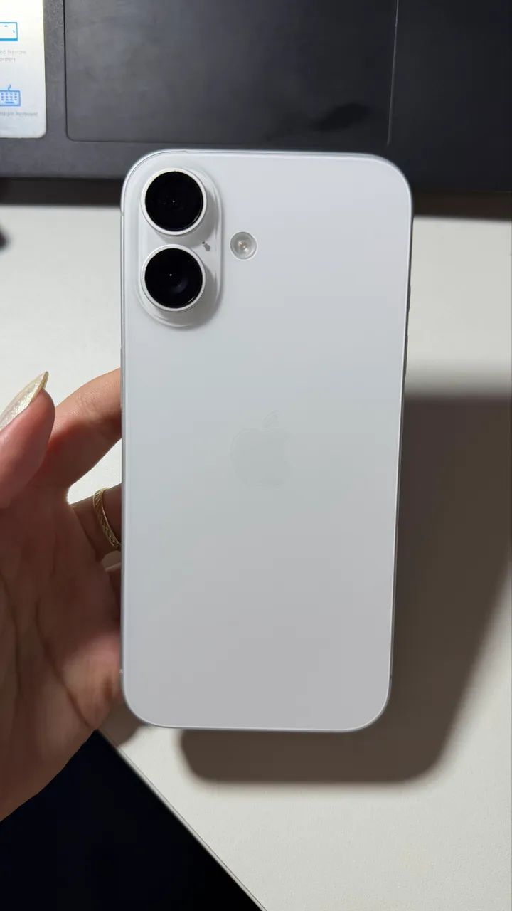 iPhone 16 256GB Branco - Excelente Estado - Celulares e