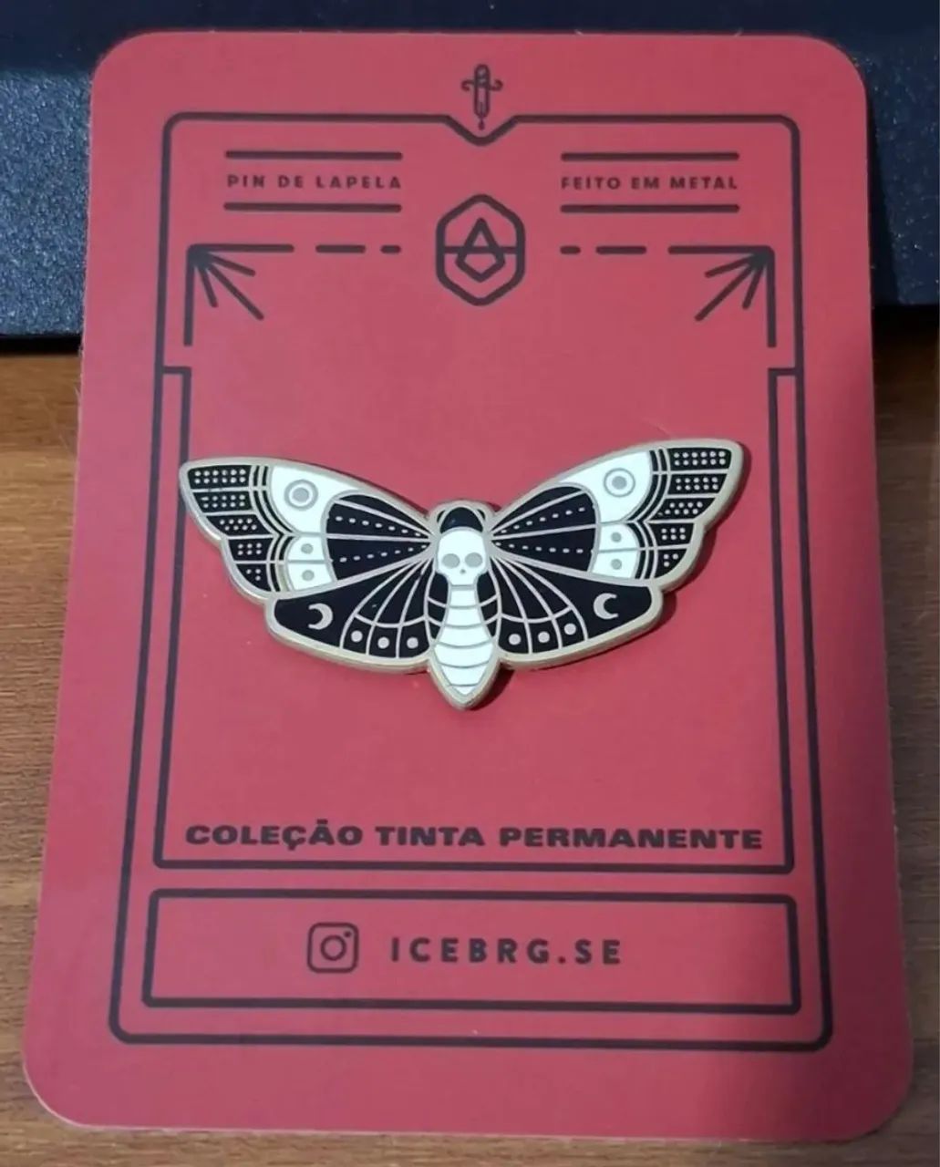 04 Pins em diversos estilos - Foto 2