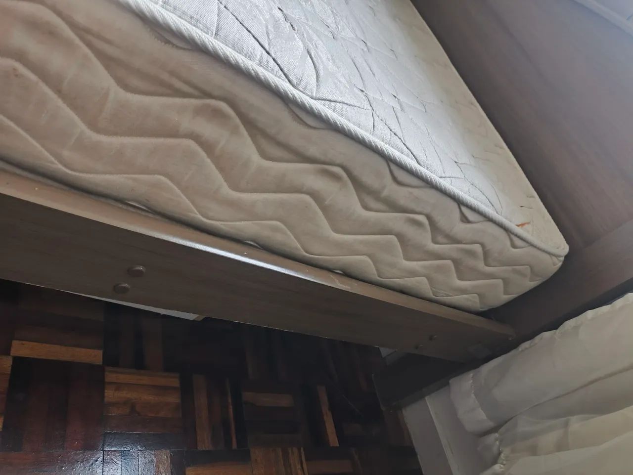 Cama com colchão  - Foto 2