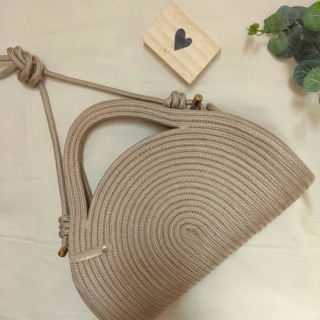 Bolsa de mão em  cordao de algodão estiloso e prático - Foto 2