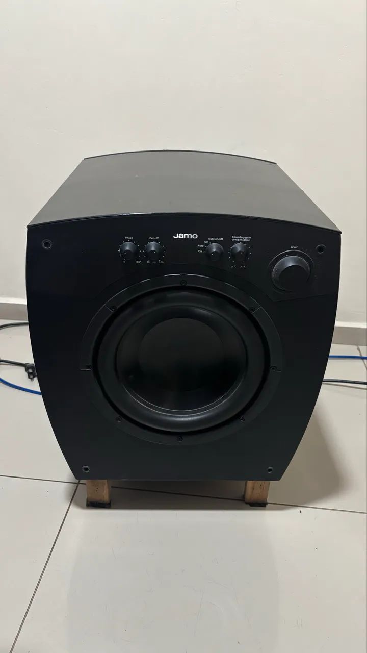 Subwoofer jamo 