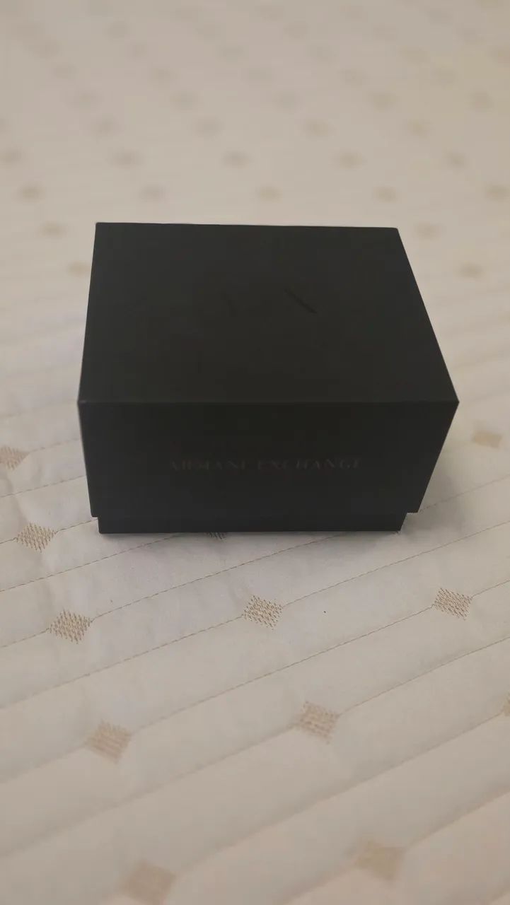 Relógio Armani AX7102 Preto e Dourado + Pulseira Extra (Completo) - Foto 4