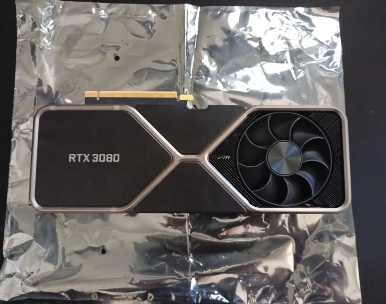 RTX 3080 founders impecável.