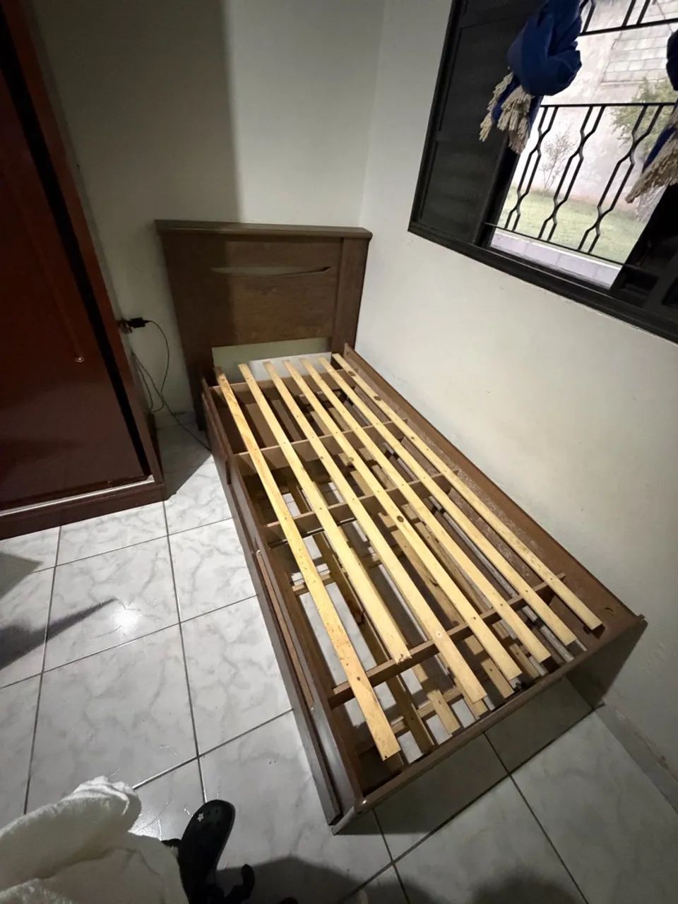 Cama de solteiro 