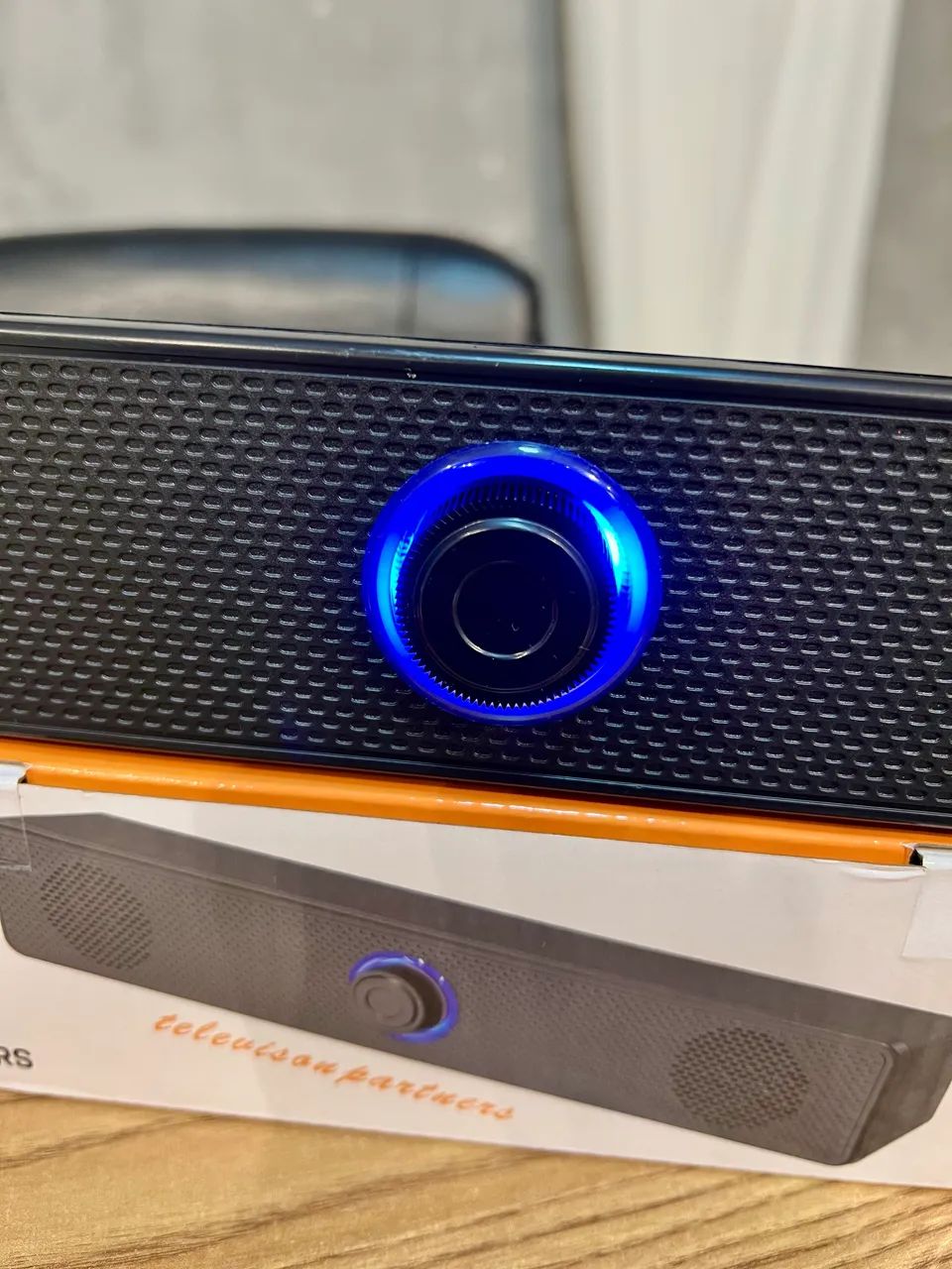 Soundbar para PC e Notebook RGB - Modelo E-1002 | Produto Novo - Foto 3