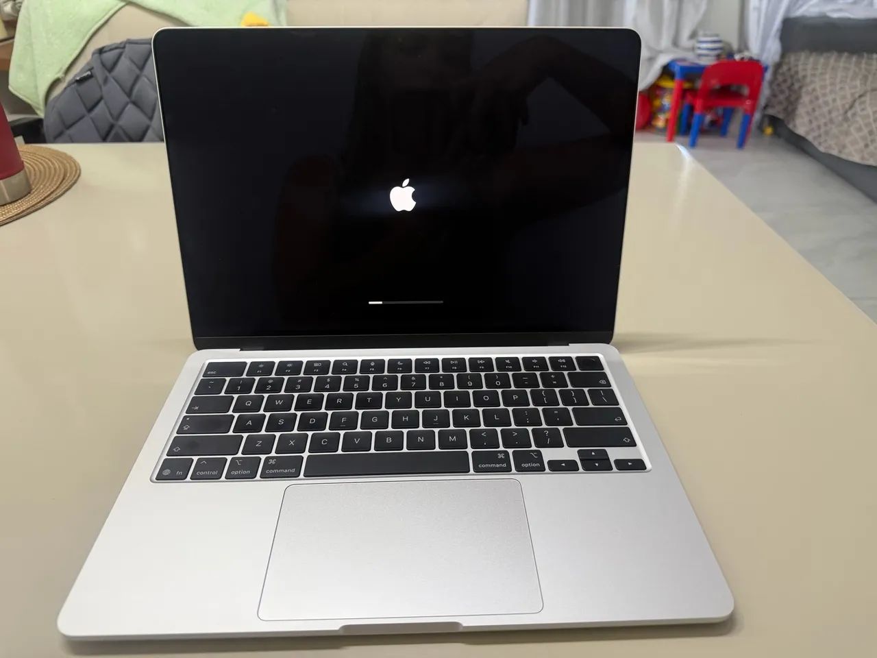 MacBook Air M5 16GB 1TB Silver - Foto 3
