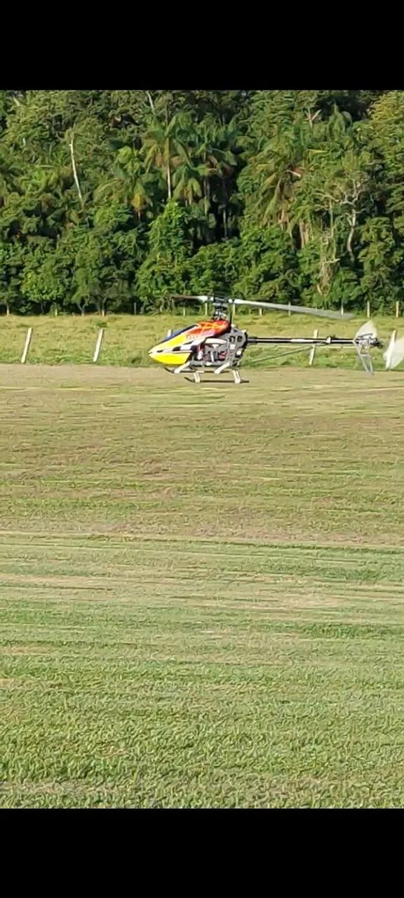 Helicóptero TREX 550E 