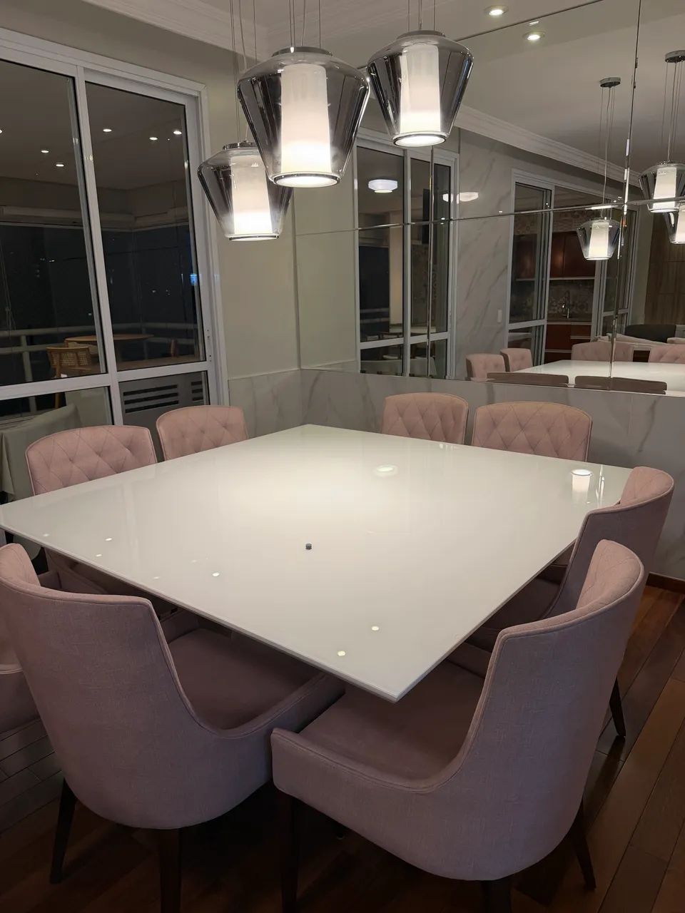 Mesa de Jantar Quadrada + 6 Cadeiras - Foto 2